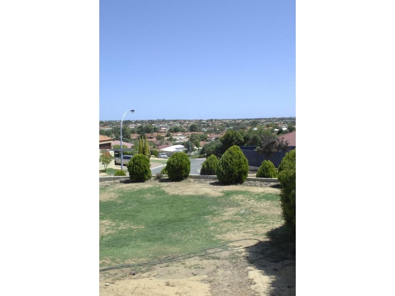 43 Kinglassie Circle, Kinross WA 6028