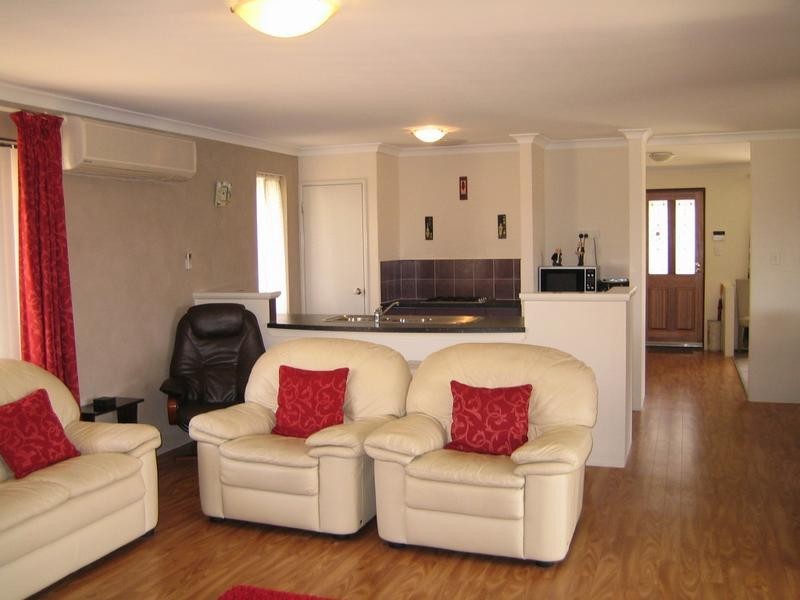 50 Benenden Avenue, Butler WA 6036