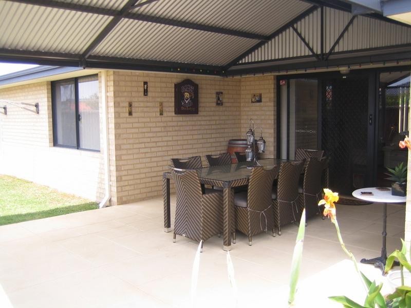 50 Benenden Avenue, Butler WA 6036