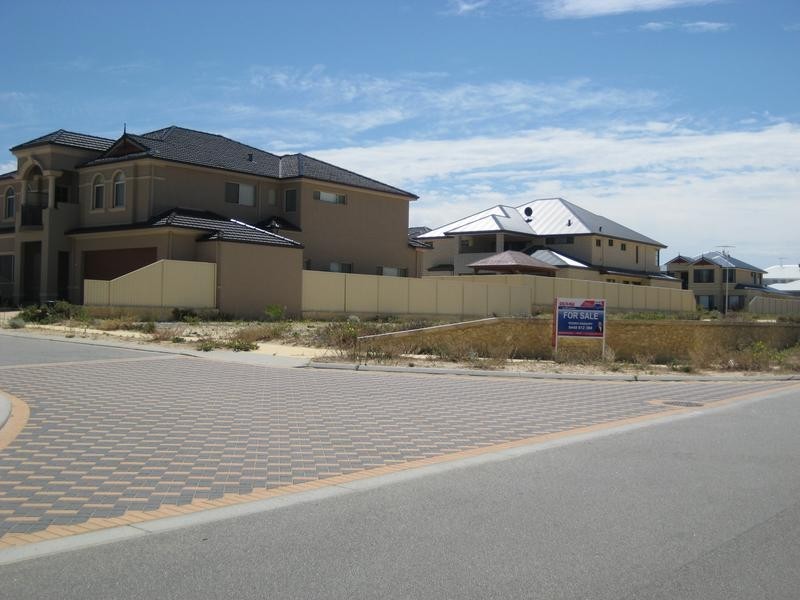 2 Fourmile Avenue, Burns Beach WA 6028
