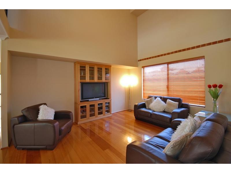 19 Bantry Bend, Mindarie WA 6030