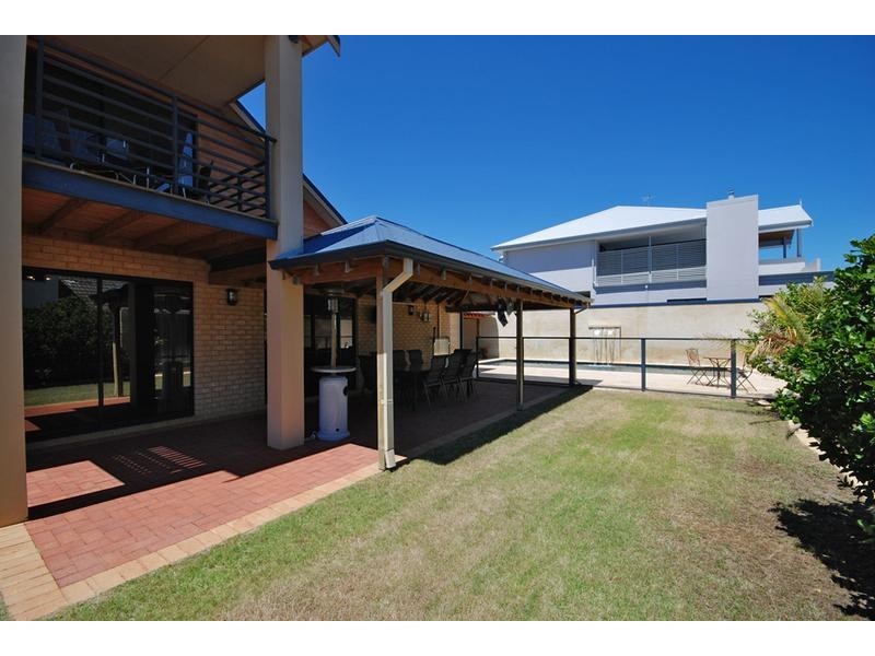 19 Bantry Bend, Mindarie WA 6030