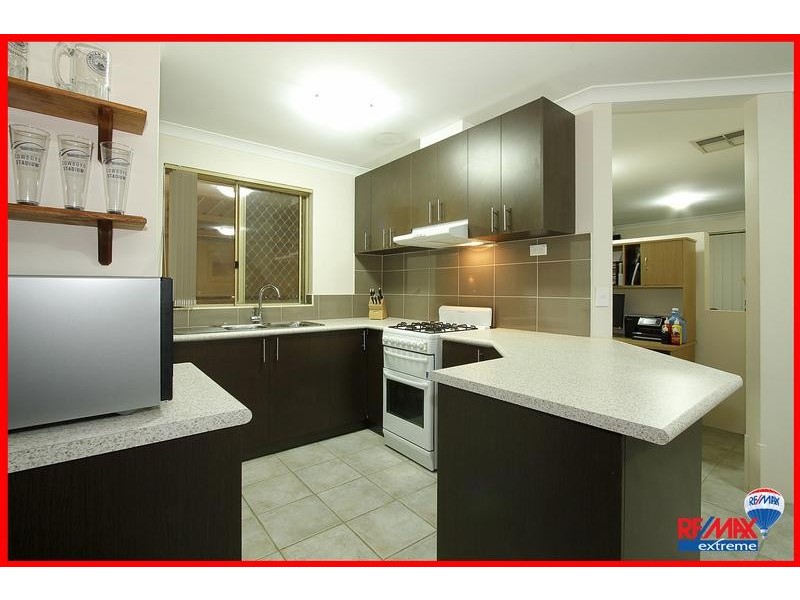 2 Tenby Close, Merriwa WA 6030