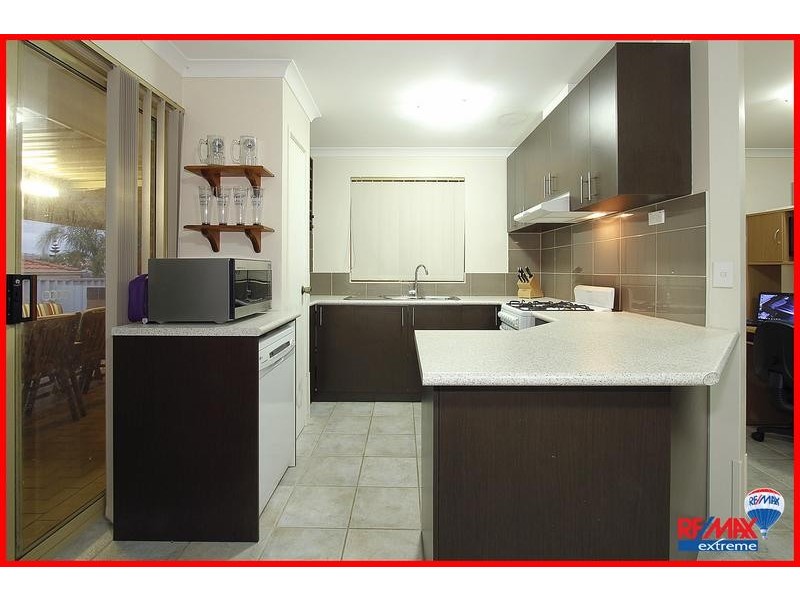 2 Tenby Close, Merriwa WA 6030