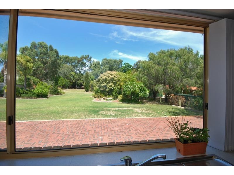 33 San Rosa Road, Wanneroo WA 6065