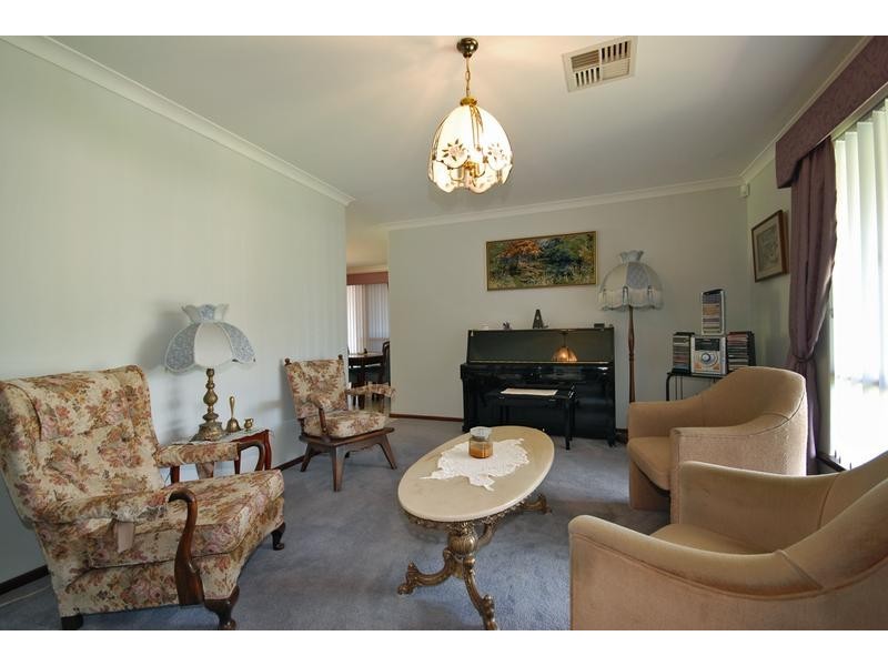 33 San Rosa Road, Wanneroo WA 6065