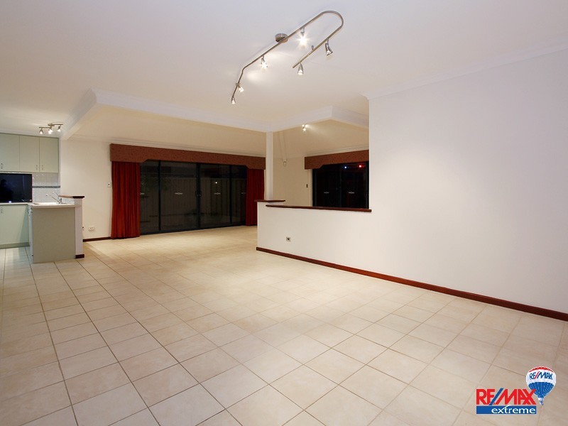 82 Benenden Avenue, Butler WA 6036