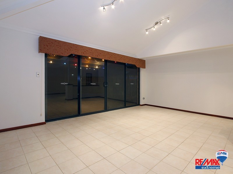 82 Benenden Avenue, Butler WA 6036