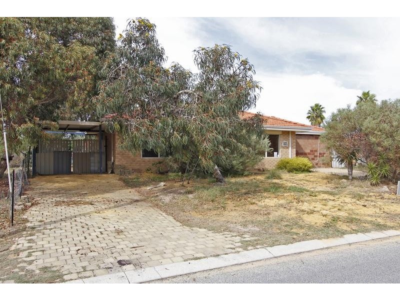 6 Meadow Place, Quinns Rocks WA 6030