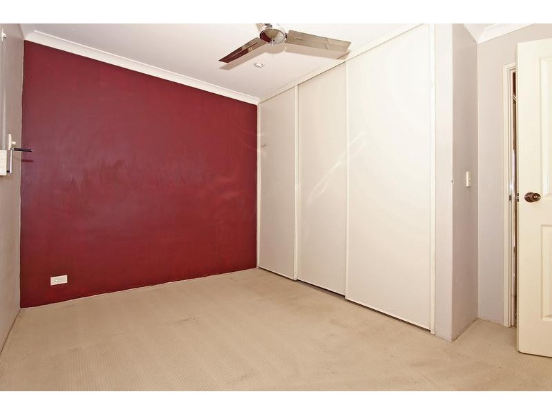 6 Meadow Place, Quinns Rocks WA 6030