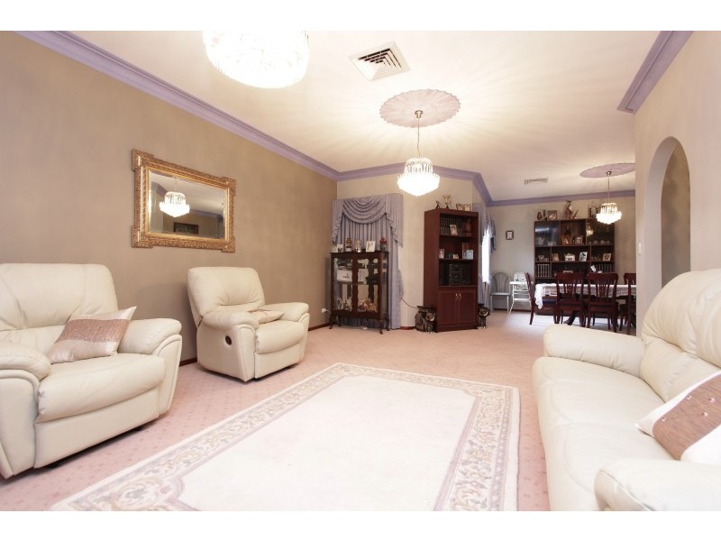 81 Flinders Avenue, Hillarys WA 6025