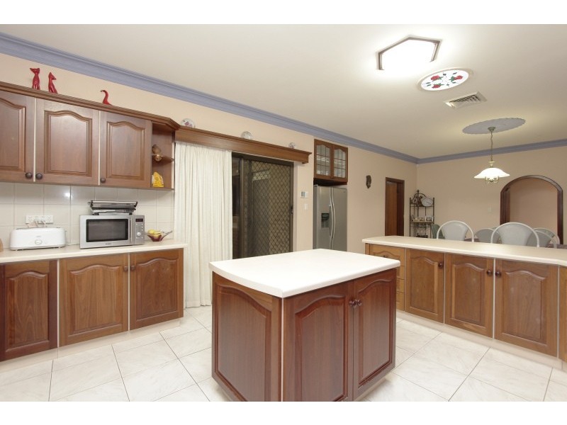 81 Flinders Avenue, Hillarys WA 6025