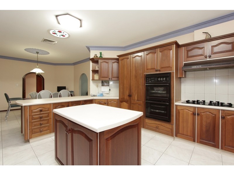 81 Flinders Avenue, Hillarys WA 6025