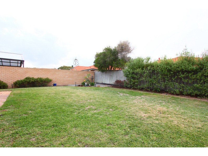 81 Flinders Avenue, Hillarys WA 6025