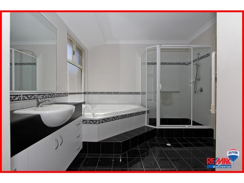 2 Brampton Avenue, Butler WA 6036