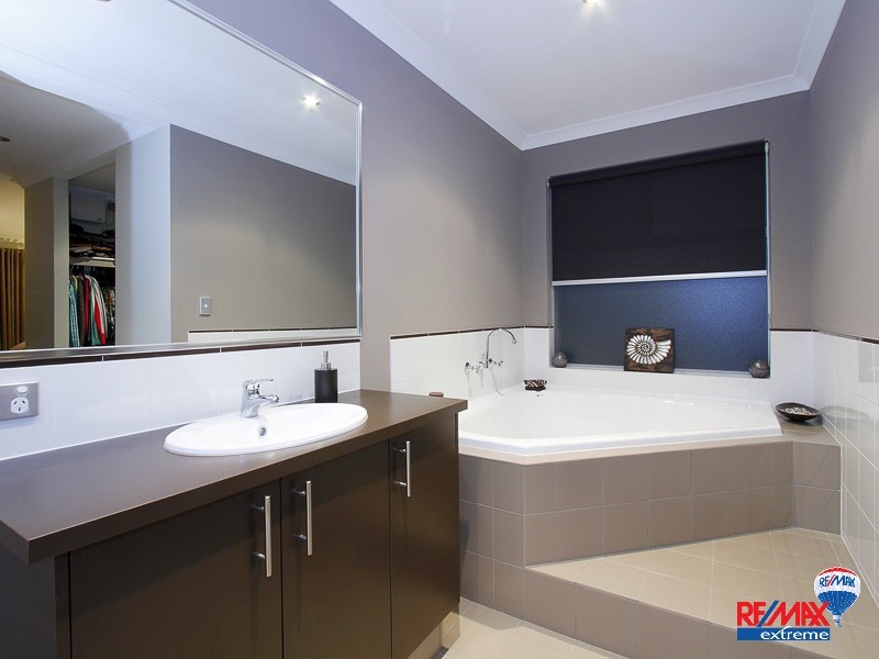 136 Benenden Avenue, Butler WA 6036