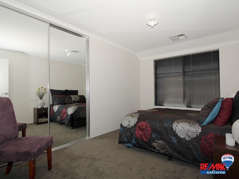 2 Daplin Way, Aveley WA 6069