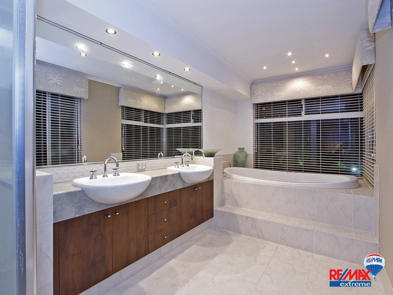 53 Delgado Parade, Iluka WA 6028