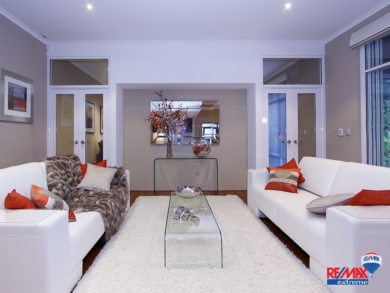 53 Delgado Parade, Iluka WA 6028