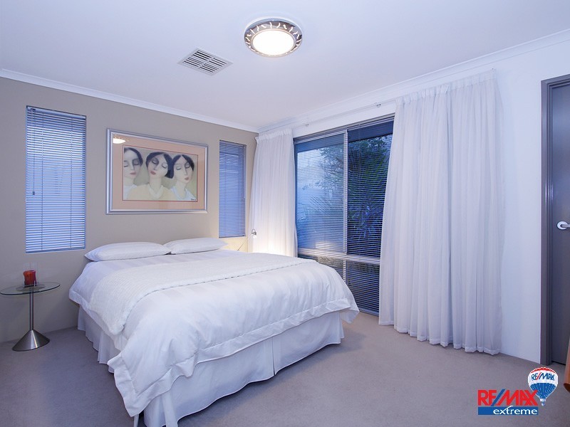 53 Delgado Parade, Iluka WA 6028