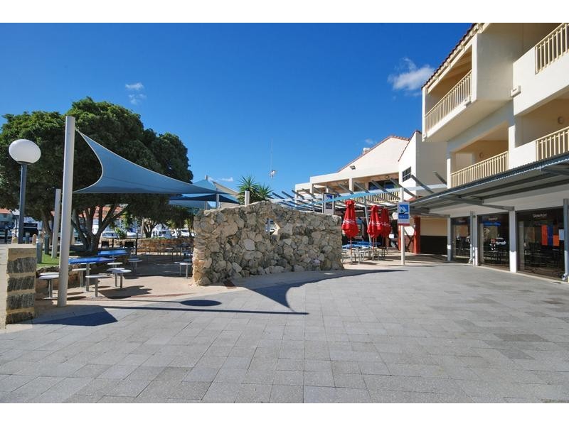 27 Mariners View, Mindarie WA 6030