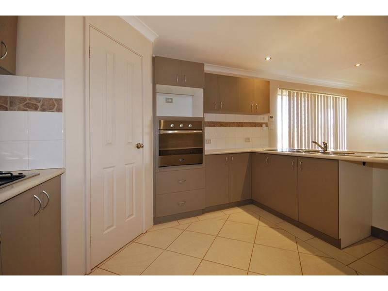 164 St Stephens Crescent, Tapping WA 6065