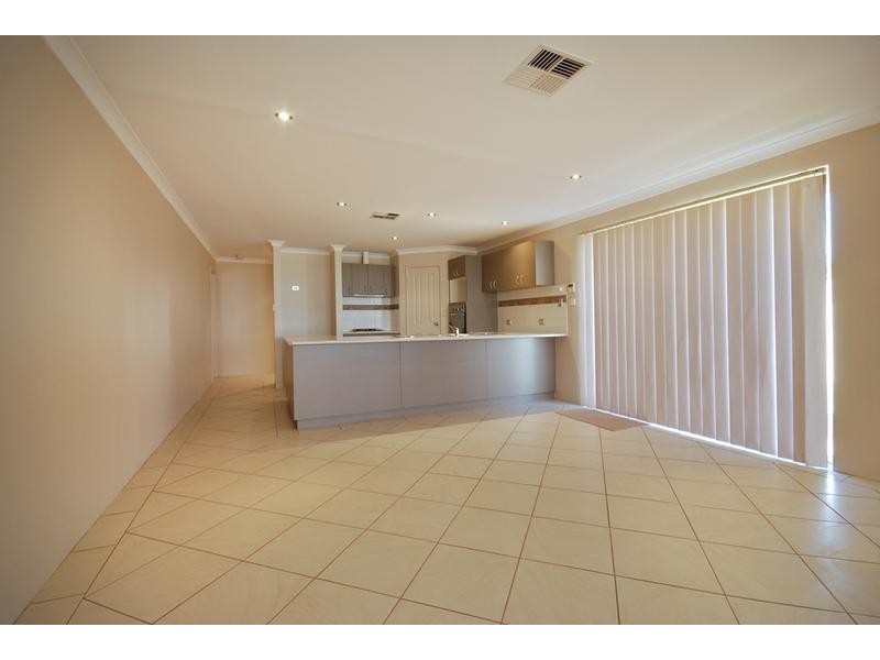 164 St Stephens Crescent, Tapping WA 6065