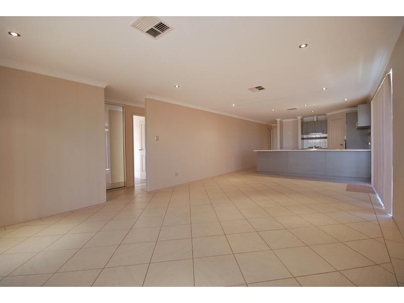164 St Stephens Crescent, Tapping WA 6065
