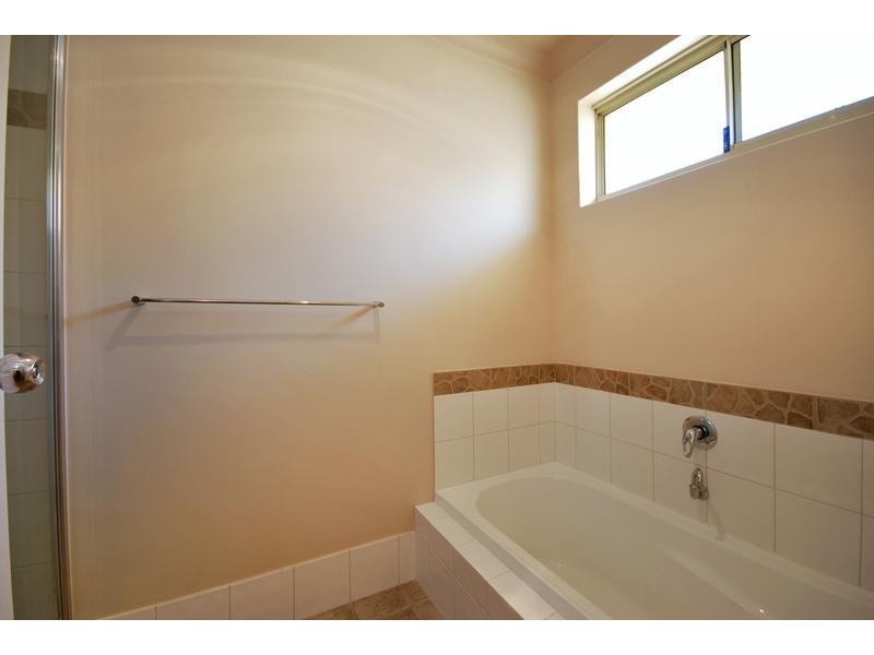 164 St Stephens Crescent, Tapping WA 6065
