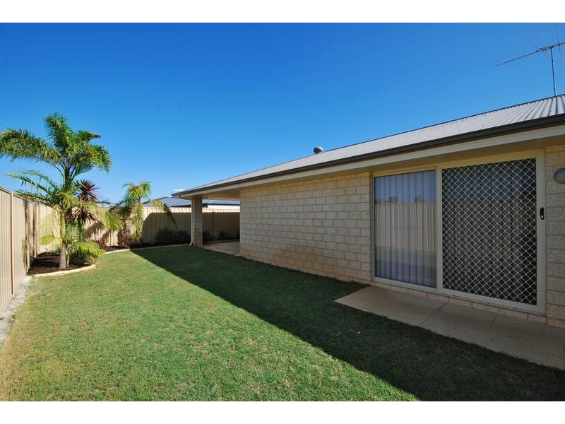 164 St Stephens Crescent, Tapping WA 6065
