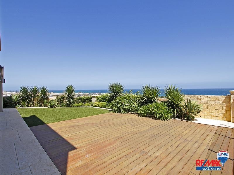 50 Lighthouse Parade, Mindarie WA 6030