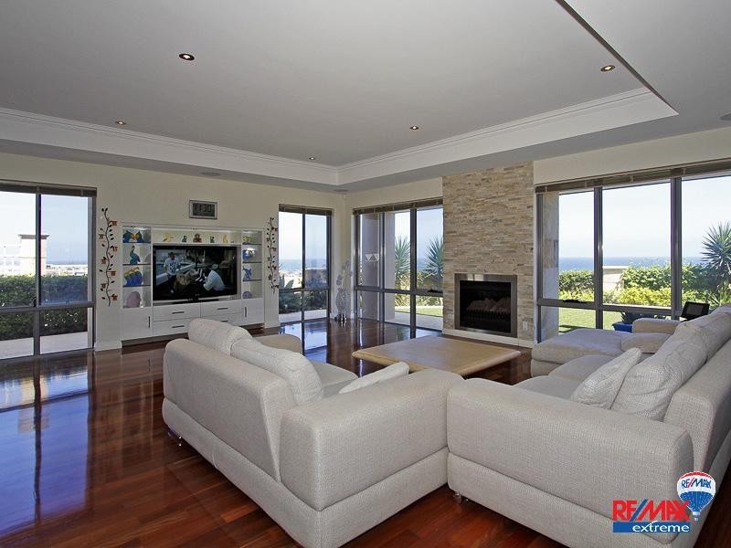 50 Lighthouse Parade, Mindarie WA 6030