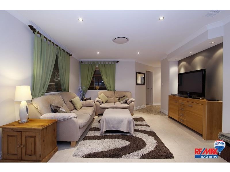 3 Dunsfold Street, Butler WA 6036