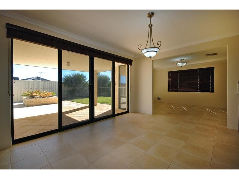 2 Galileo Avenue, Tapping WA 6065