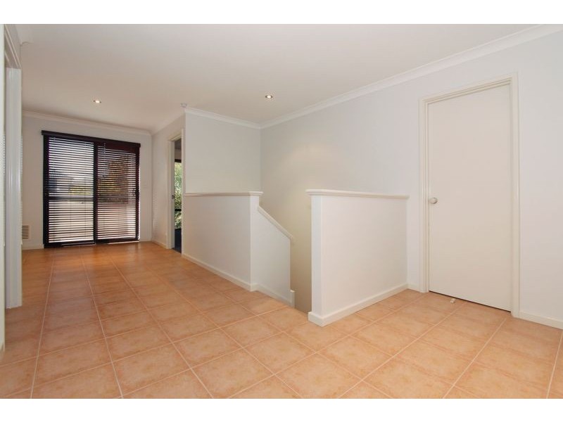 6 Vulcan Place, Quinns Rocks WA 6030