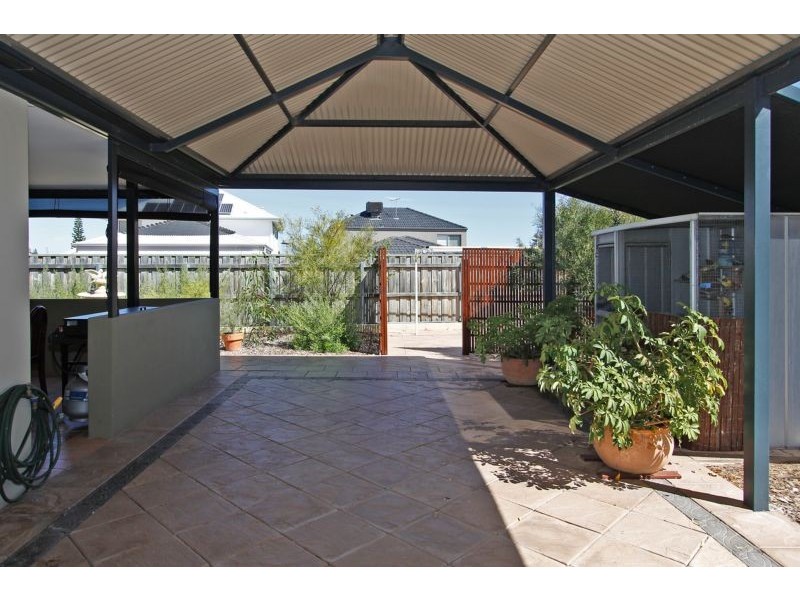 6 Vulcan Place, Quinns Rocks WA 6030