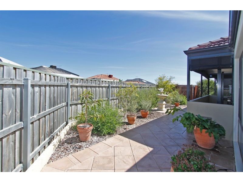 6 Vulcan Place, Quinns Rocks WA 6030