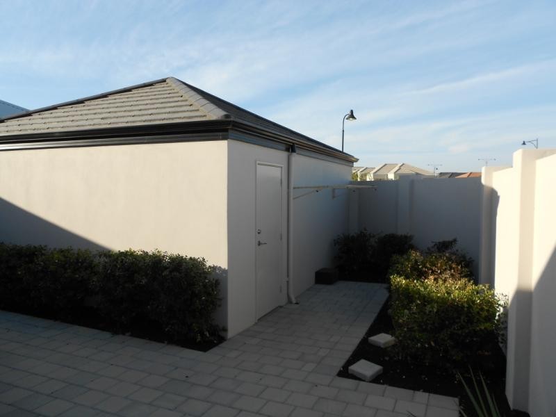 6 Blackrock Avenue, Butler WA 6036