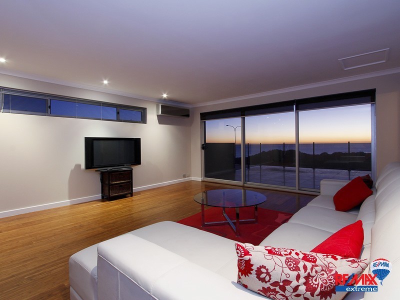 10 Mabena Place, Ocean Reef WA 6027