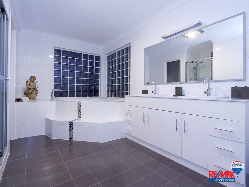 10 Mabena Place, Ocean Reef WA 6027