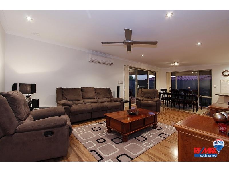 25 Grand Paradiso Parade, Merriwa WA 6030