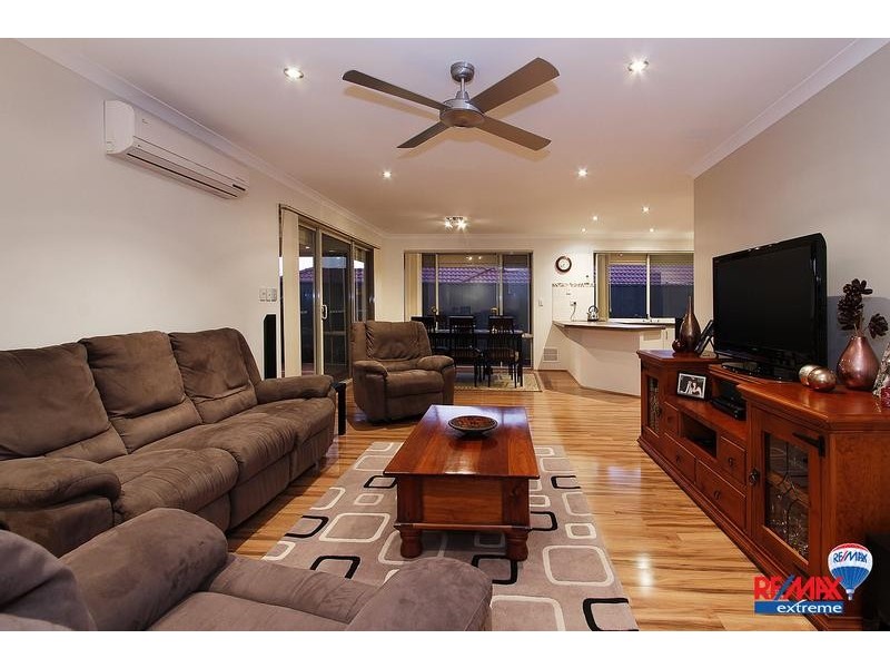 25 Grand Paradiso Parade, Merriwa WA 6030