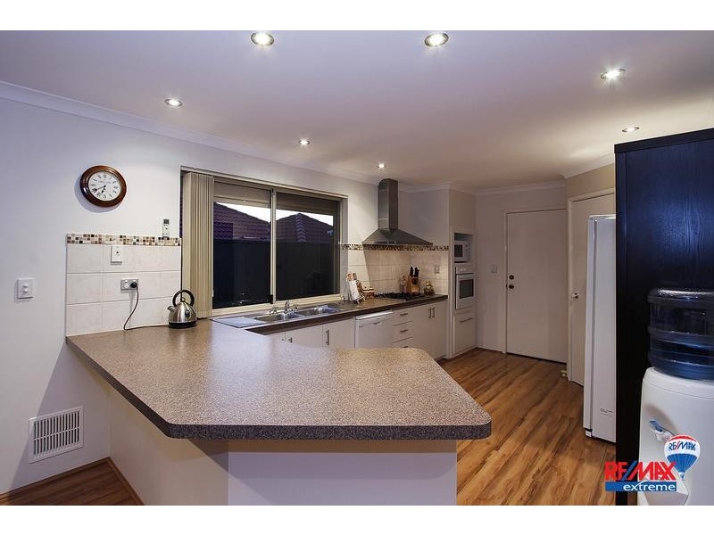 25 Grand Paradiso Parade, Merriwa WA 6030