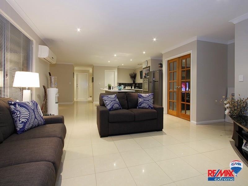 4 Fedamore Approach, Ridgewood WA 6030