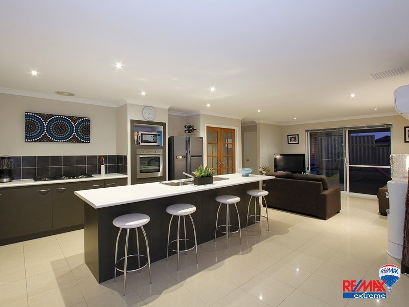 4 Fedamore Approach, Ridgewood WA 6030