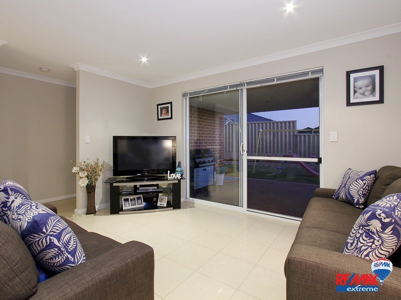 4 Fedamore Approach, Ridgewood WA 6030