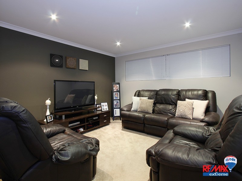 4 Fedamore Approach, Ridgewood WA 6030