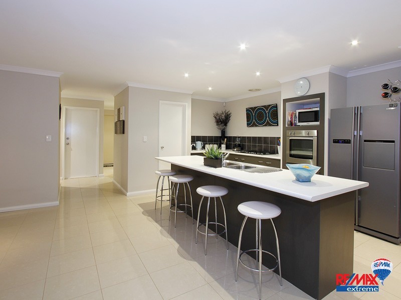 4 Fedamore Approach, Ridgewood WA 6030