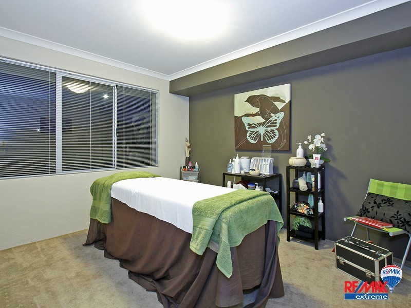 4 Fedamore Approach, Ridgewood WA 6030