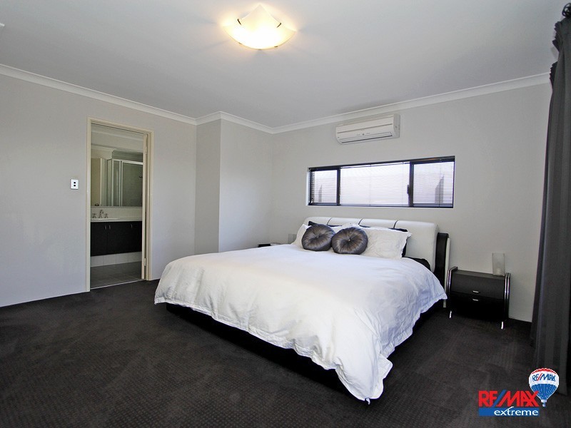 30 Achilles Loop, Iluka WA 6028